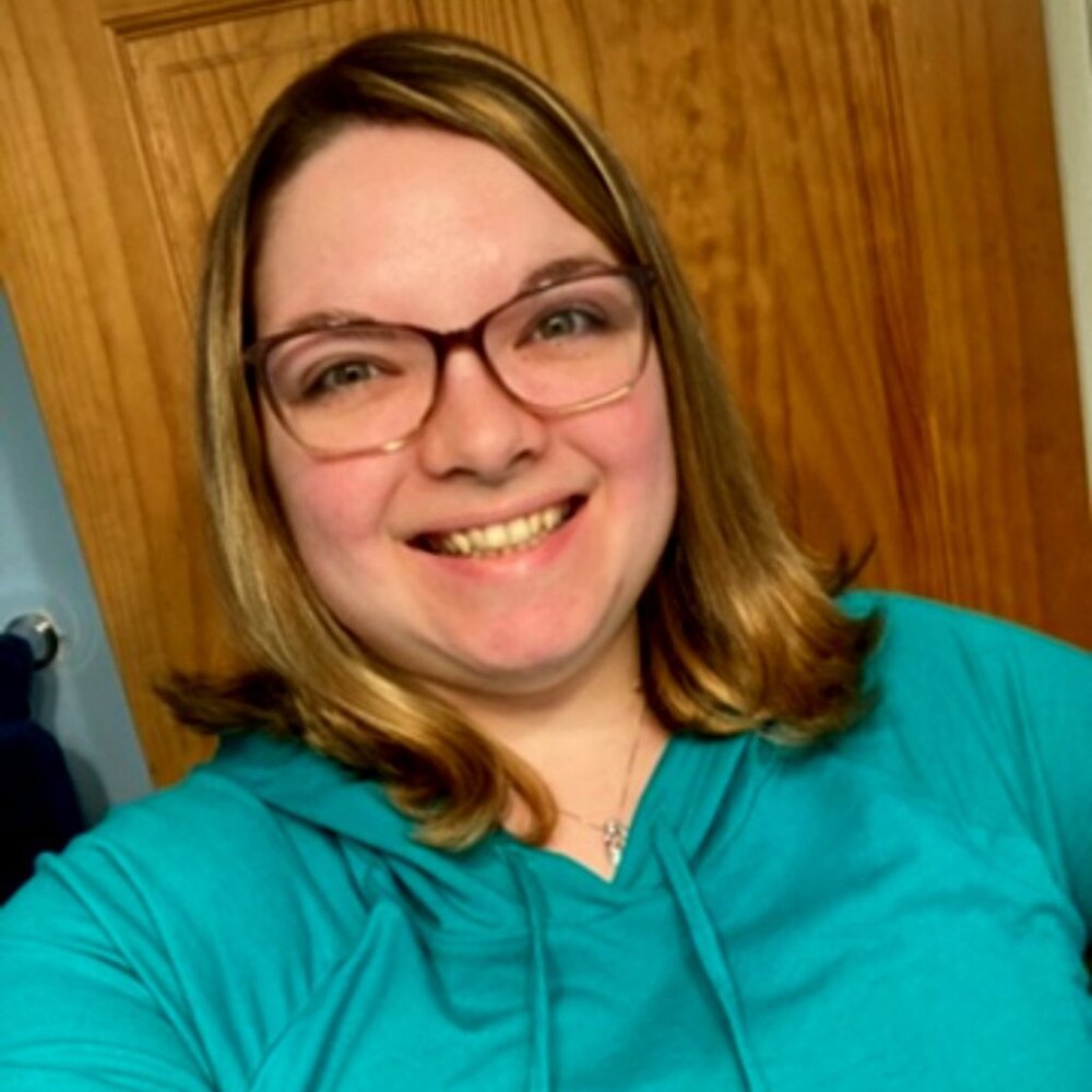 Meet your Posher, Abby